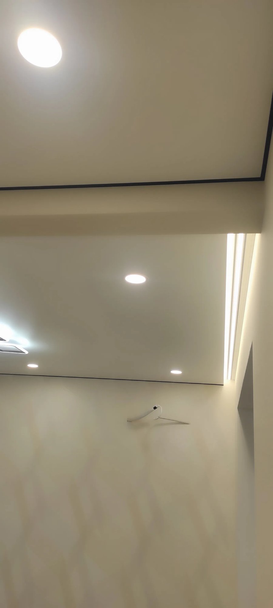 Натяжні стелі — робота №15 (Potolok.kh)